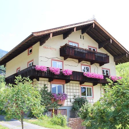 Apartment In Hopfgarten Brixental Near Ski Lift Хопфгартен им Бриксентал Екстериор снимка